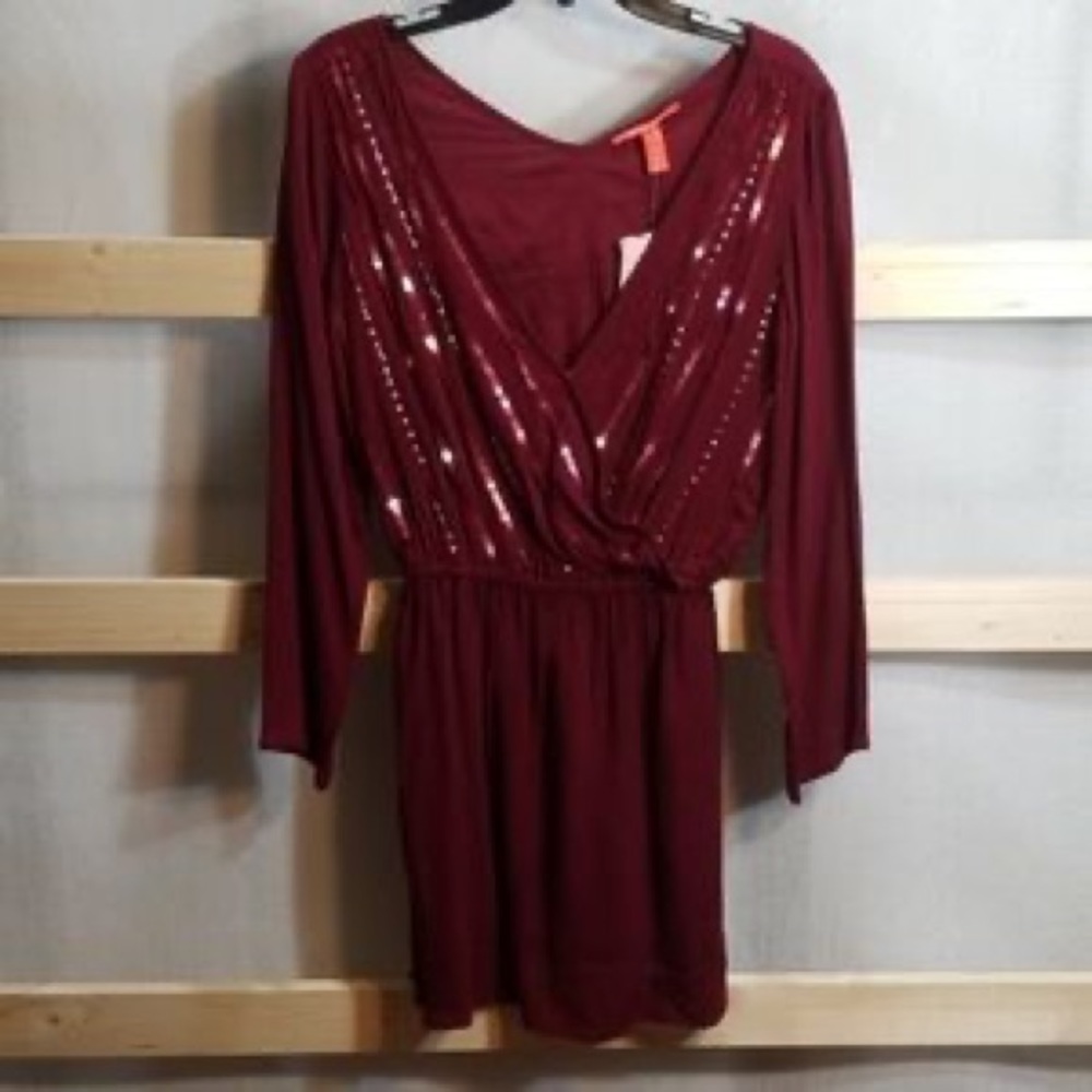 Chelsea and Violet Split V neck Sequin Mini Dress - Picture 2 of 7